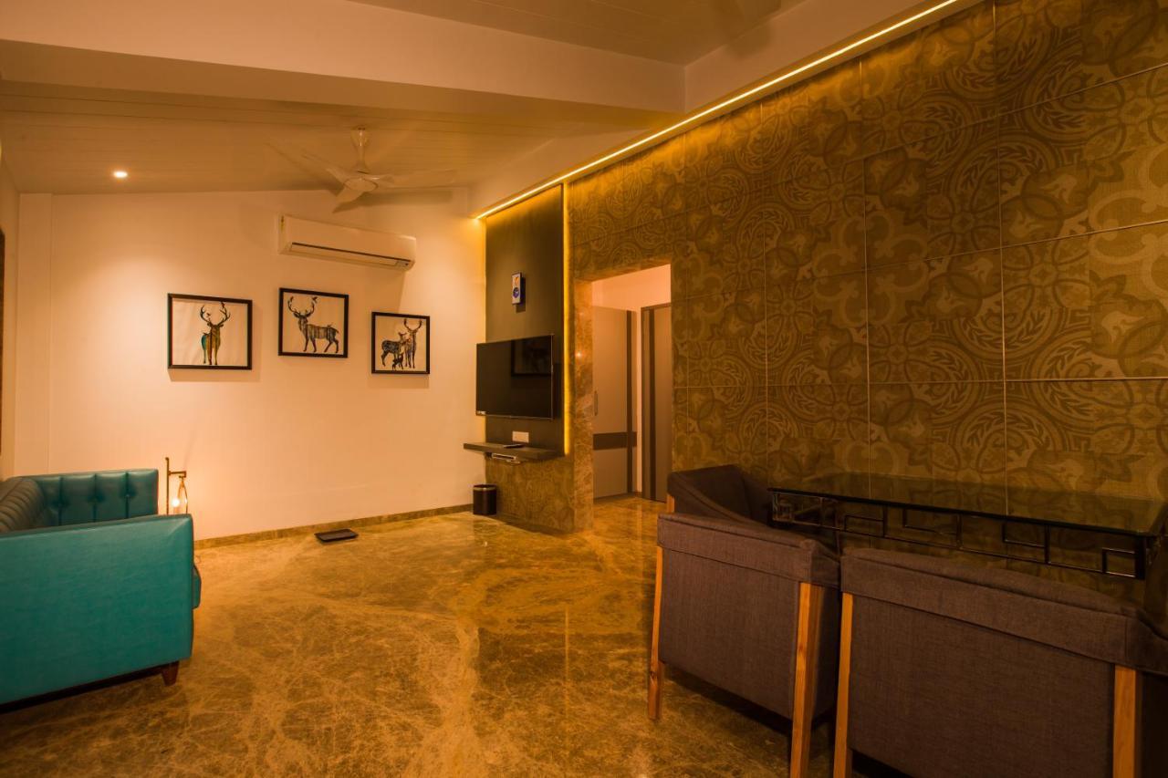 Hotel Millennium Park Panchgani Bagian luar foto