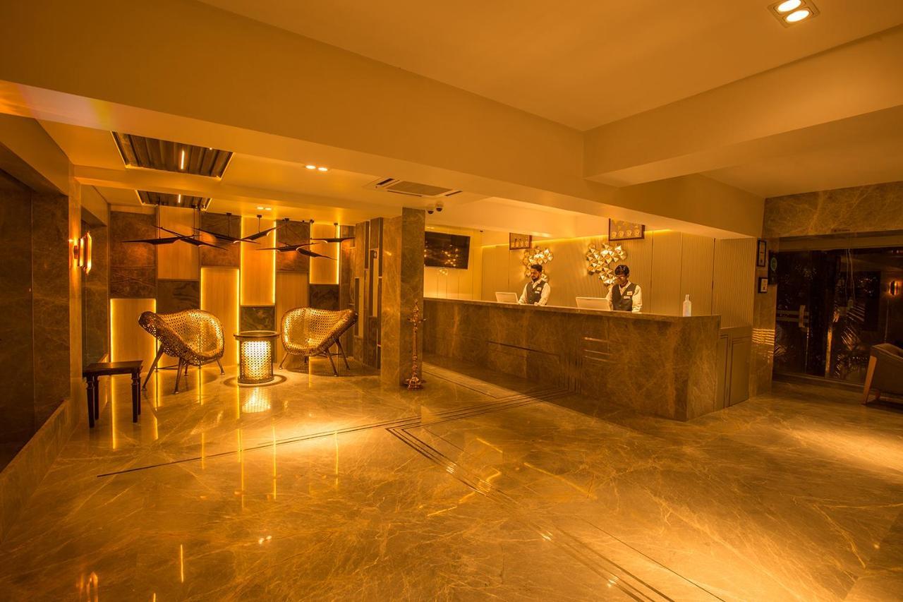 Hotel Millennium Park Panchgani Bagian luar foto
